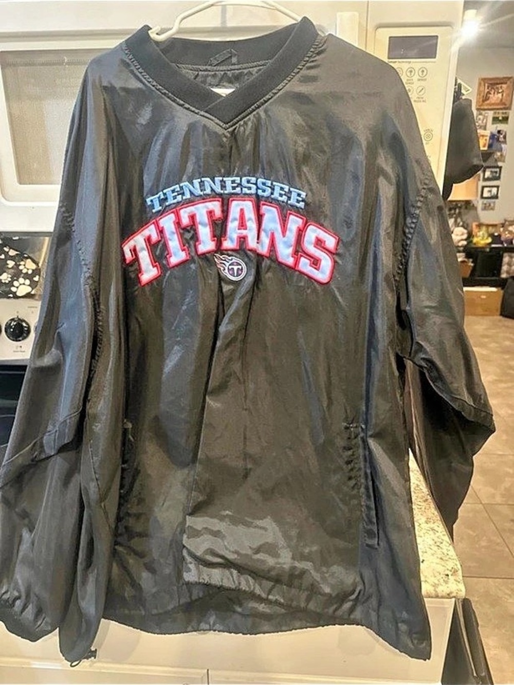 Tennessee Titans Pullover Jacket in Black